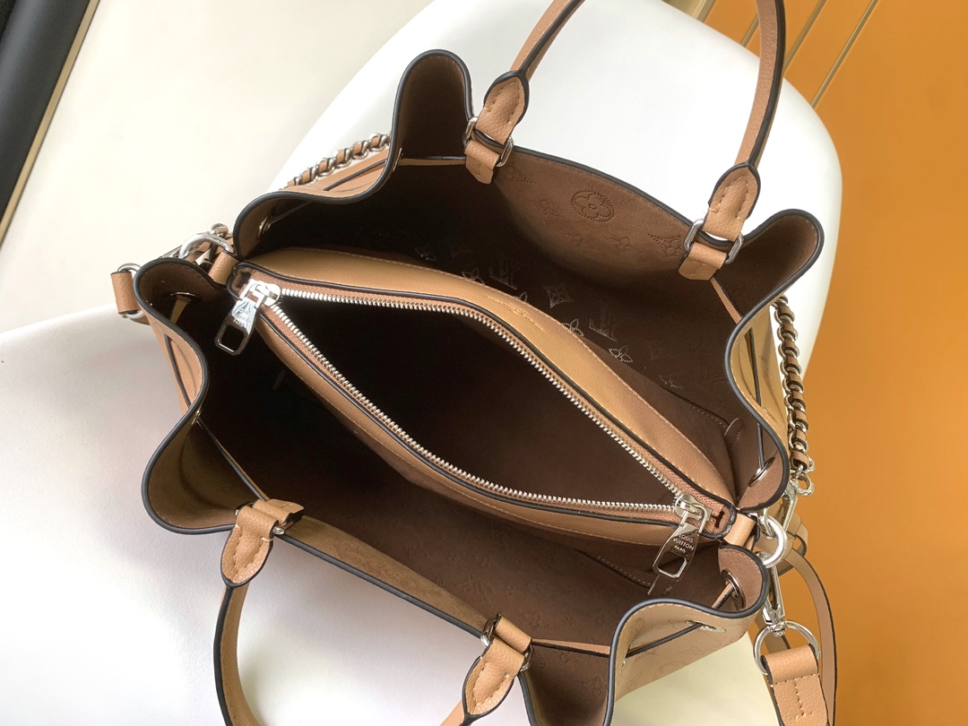 Louis Vuitton Bucket Bags